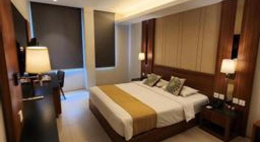Hotel Cemerlang Bandung Exteriör bild